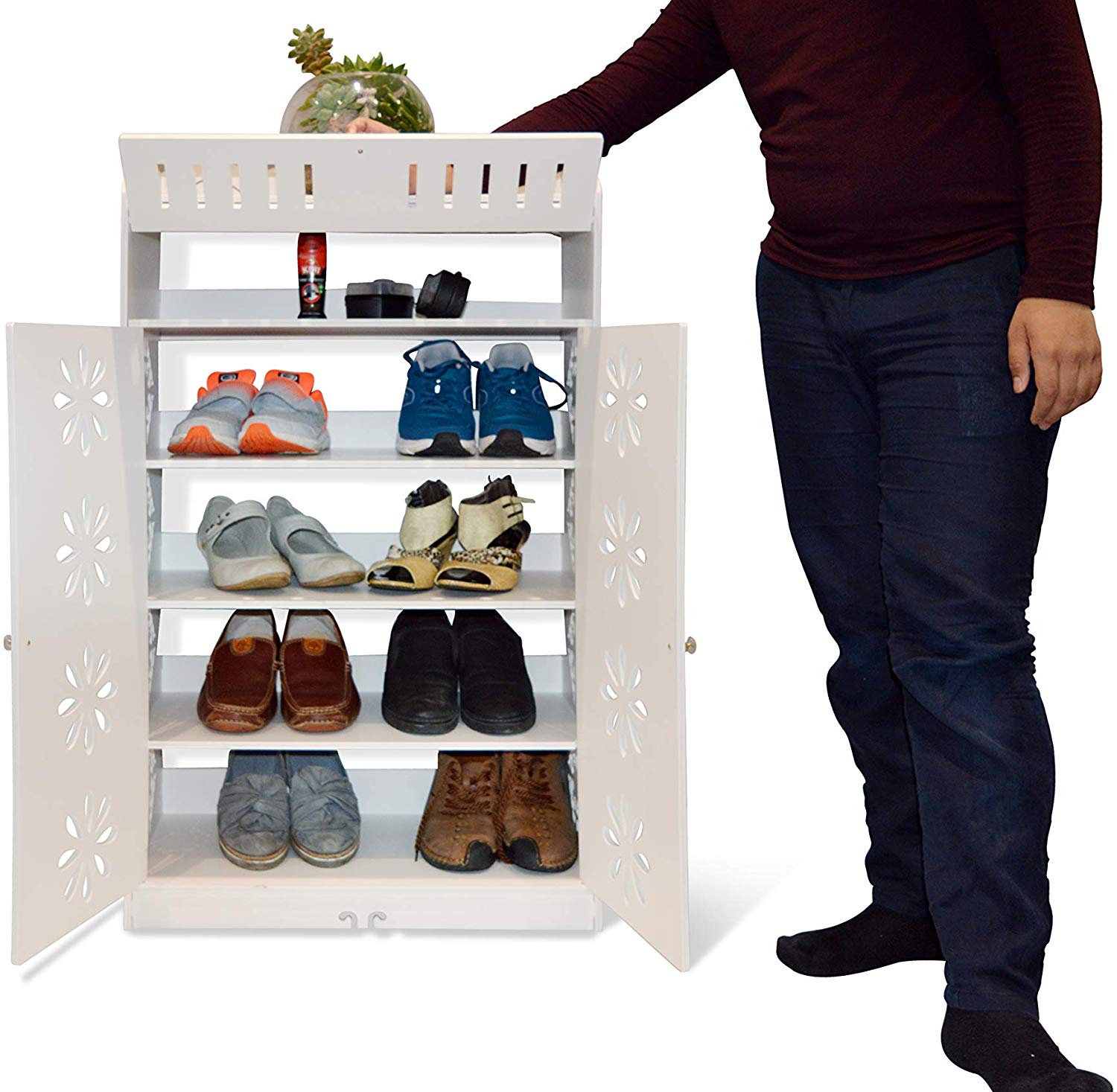 White free satnding shoe rack